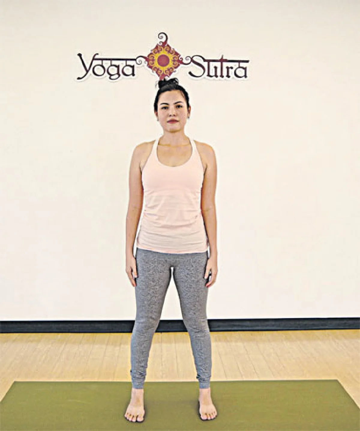 ท่า Bird of Paradise (Svarga Dvidasana) ตอนที่ 1