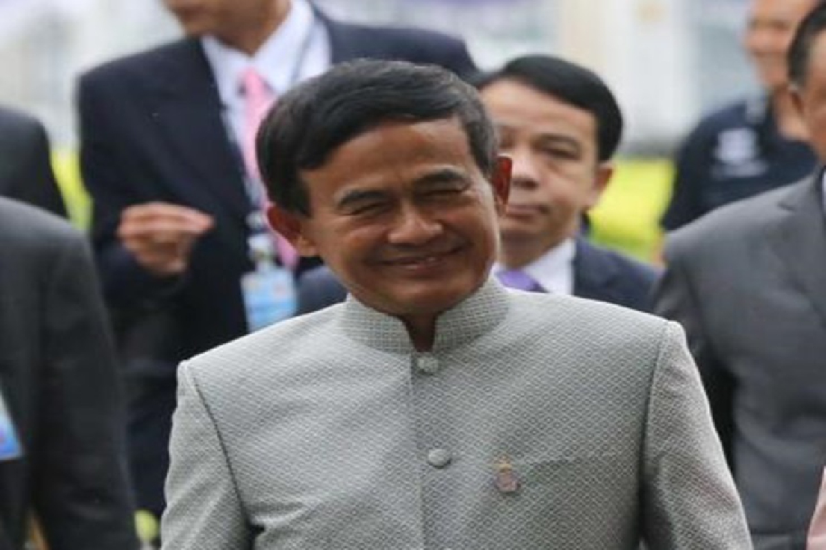 "บิ๊กต็อก"ยัน ไม่ยื้อ แก้รธน. "บิ๊กต็อก"ยัน ไม่ยื้อ แก้รธน.