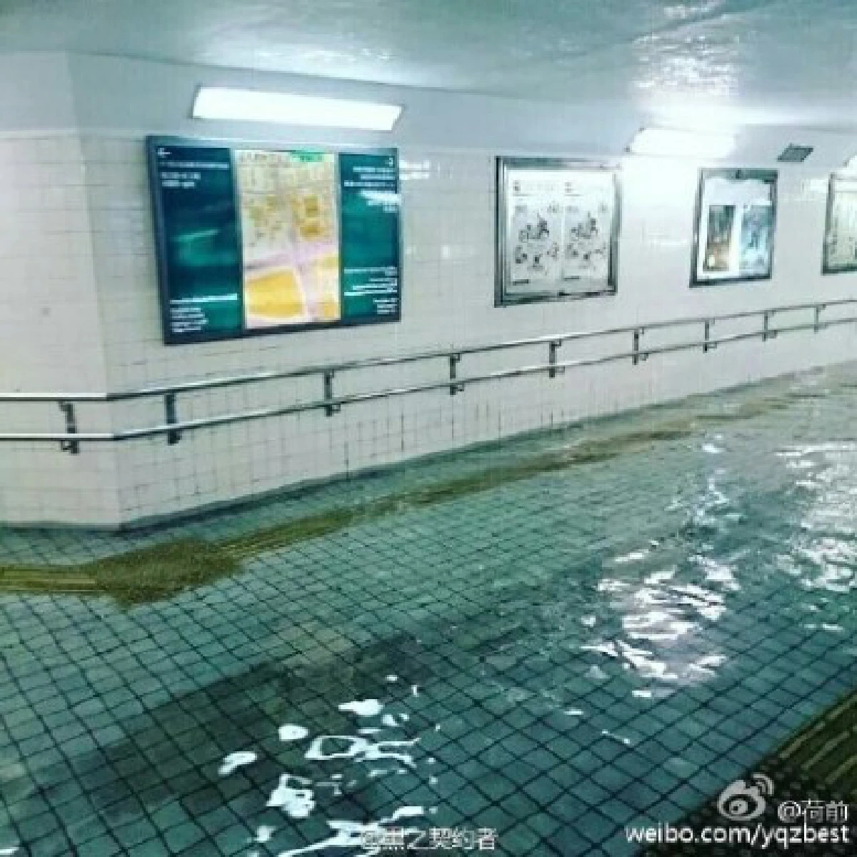 เผยภาพน้ำท่วมสถานีรถไฟใต้ดินญี่ปุ่นใสแจ๋วเหมือนสระว่ายน้ำ