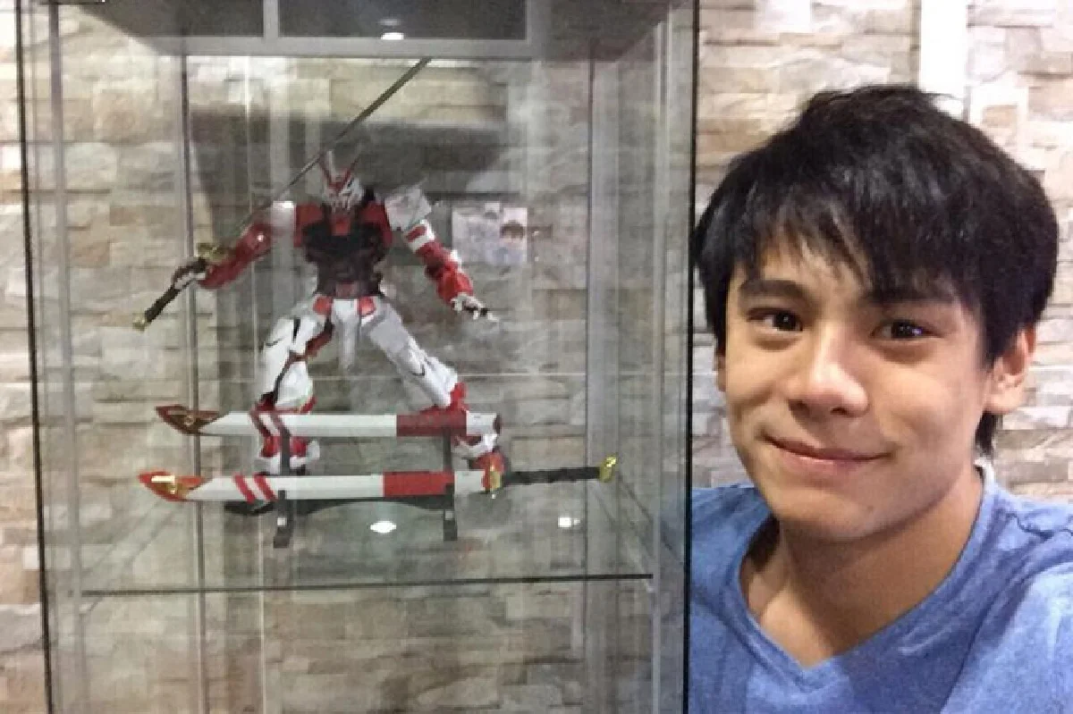 กันดั้ม...สมาธิและความภูมิใจ ของ แบงค์ อาทิตย์