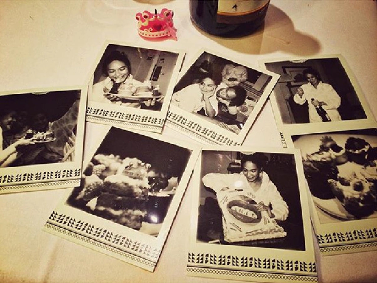 สุดอบอุ่น! พลอย เฌอมาลย์ ฉลองวันเกิด 33 ปีที่อังกฤษ