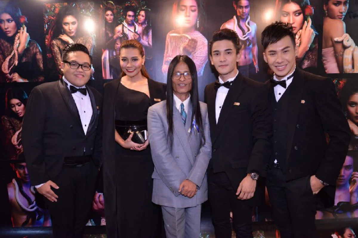 อลังการรอบปฐมทัศน์การกุศล"แม่เบี้ย Royal Gala Charity Night"