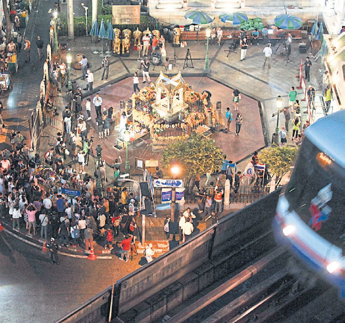 นาทีชีวิต ชลภัสสรณ์ อัครนพวสุ หลังศาลพระพรหมระเบิด