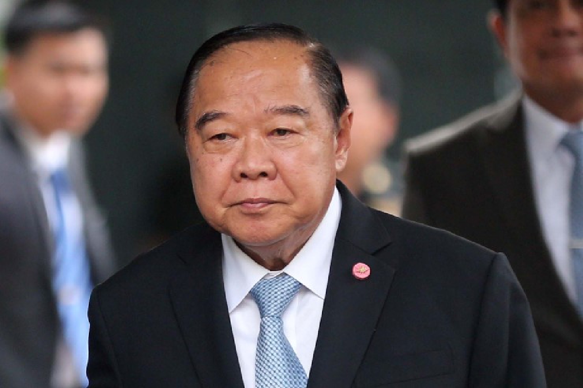 "ประวิตร"ลั่นเตรียมเด้งตร.-ข้าราชการเอี่ยวค้ามนุษย์หลายคน "ประวิตร"ลั่นเตรียมเด้งตร.-ข้าราชการเอี่ยวค้ามนุษย์หลายคน