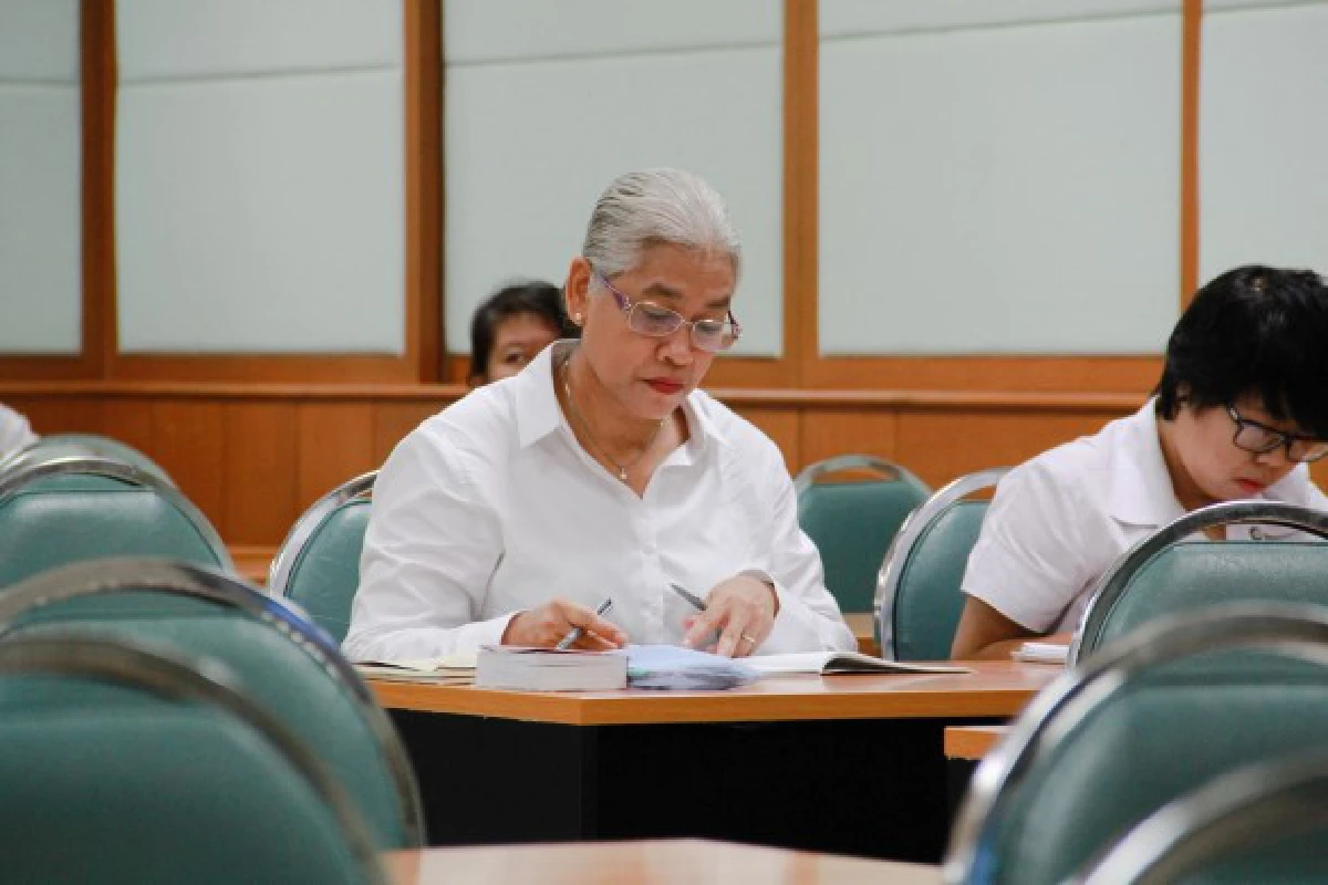 "ไม่มีใครแก่เกินเรียน" เปิดใจบัณฑิตสูงวัยแห่งรั้วพ่อขุน