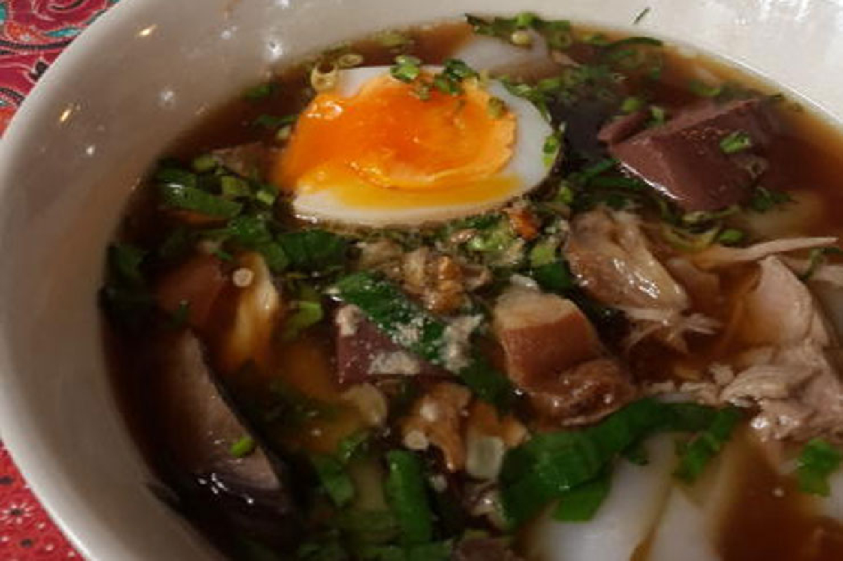 ก๋วยเตี๋ยวปากหม้อ หลายไส้อร่อยเด็ด ก๋วยเตี๋ยวปากหม้อ หลายไส้อร่อยเด็ด