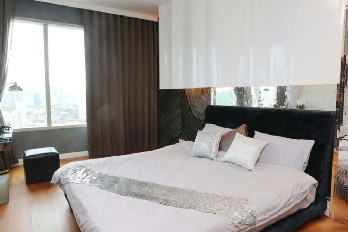 คอนโดเรียบโก้ กลางเมือง ของ ศุภิศา ผู้พัฒนะพงศ์