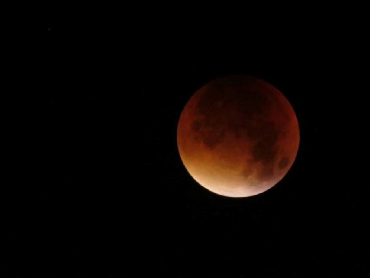 สดร.เผยภาพจันทรุปราคาในคืนซูเปอร์มูน