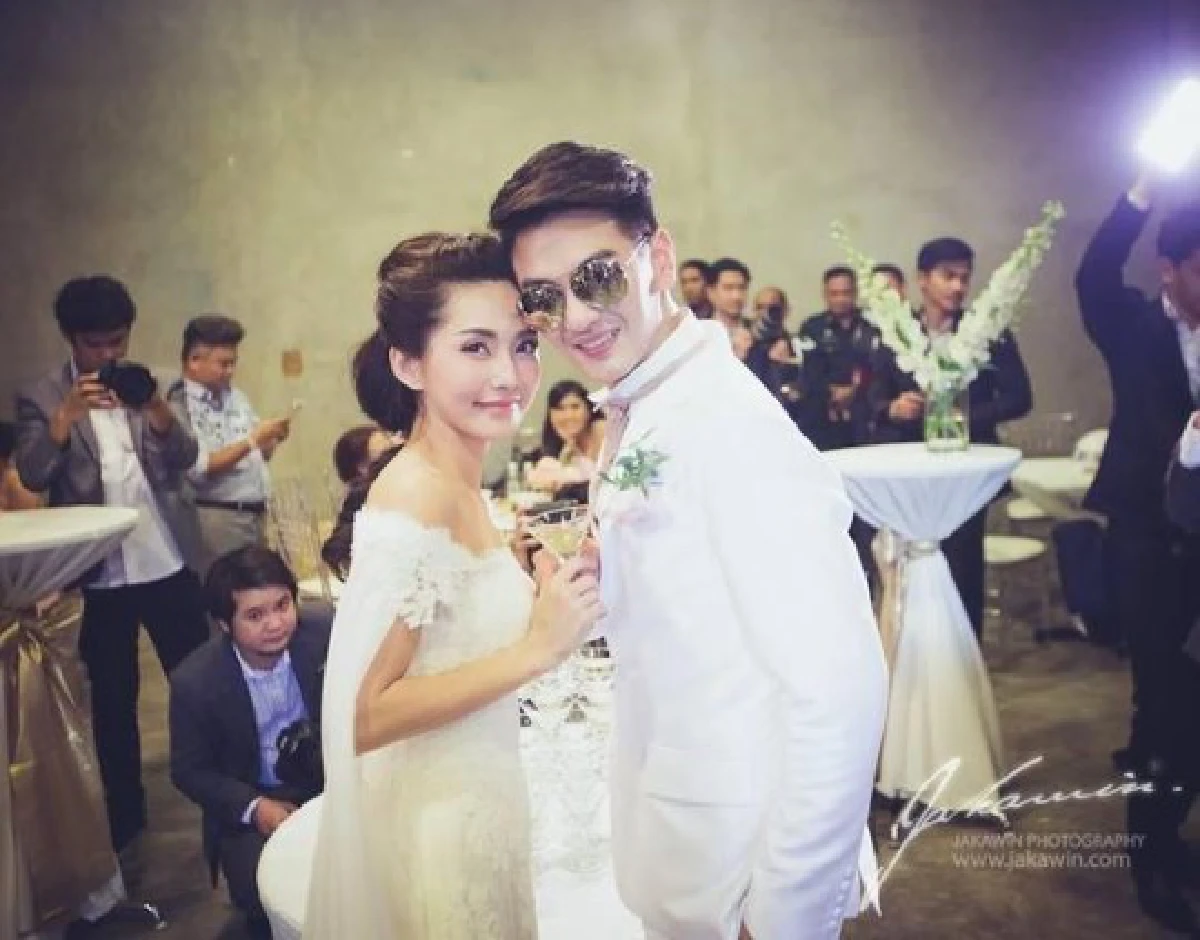 ควันหลังงานแต่งคนดังสุดชื่น "แองจี้-บีม-ศรัณยู-เพชร นาระ"