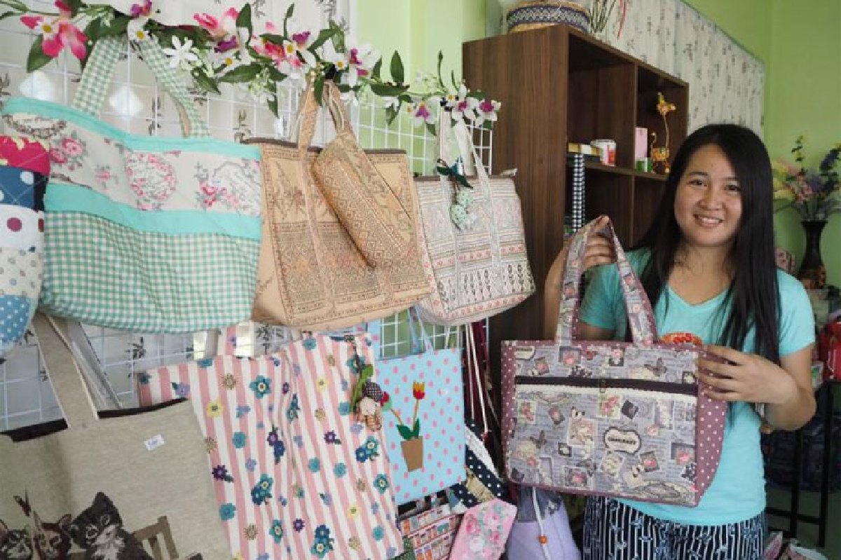 กระเป๋าผ้า ‘ฐิติรัชต์’ พลิกกลยุทธ์เจาะตลาดเชิงรุก กระเป๋าผ้า ‘ฐิติรัชต์’ พลิกกลยุทธ์เจาะตลาดเชิงรุก