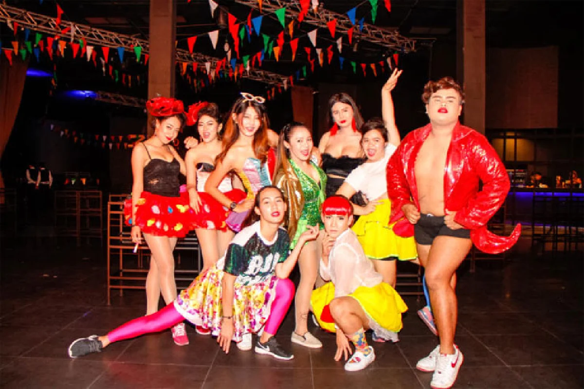 แทรชเชอร์ แบงค็อก เราคือความสนุกสนานและบันเทิง