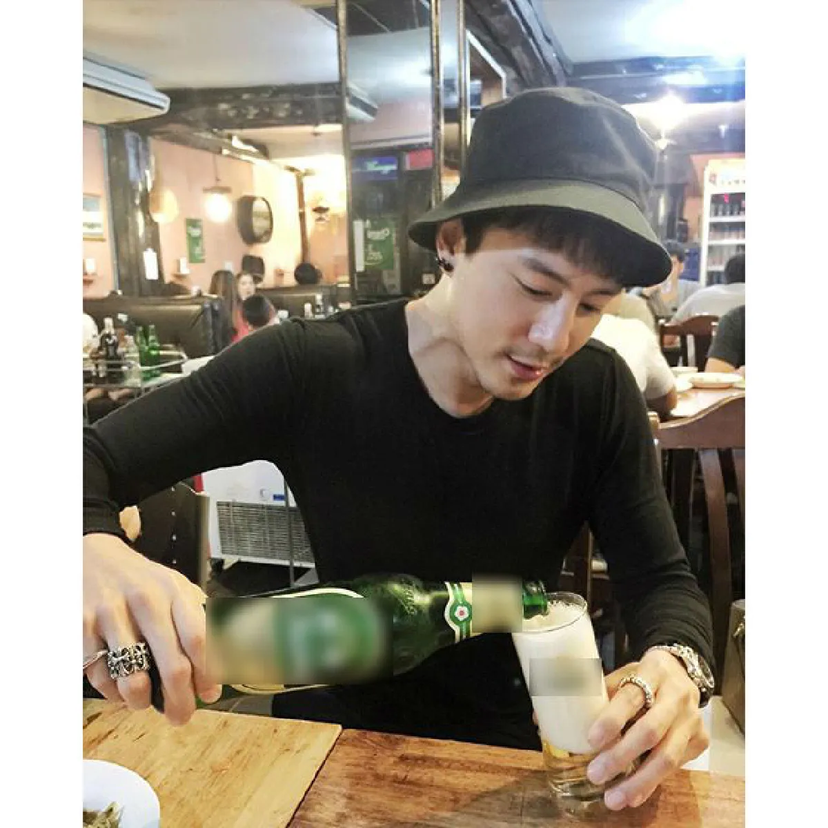 โดม ถูก ต๊อด ปิติ จวกแรง!โพสต์รูปเทเบียร์แฝงโฆษณา