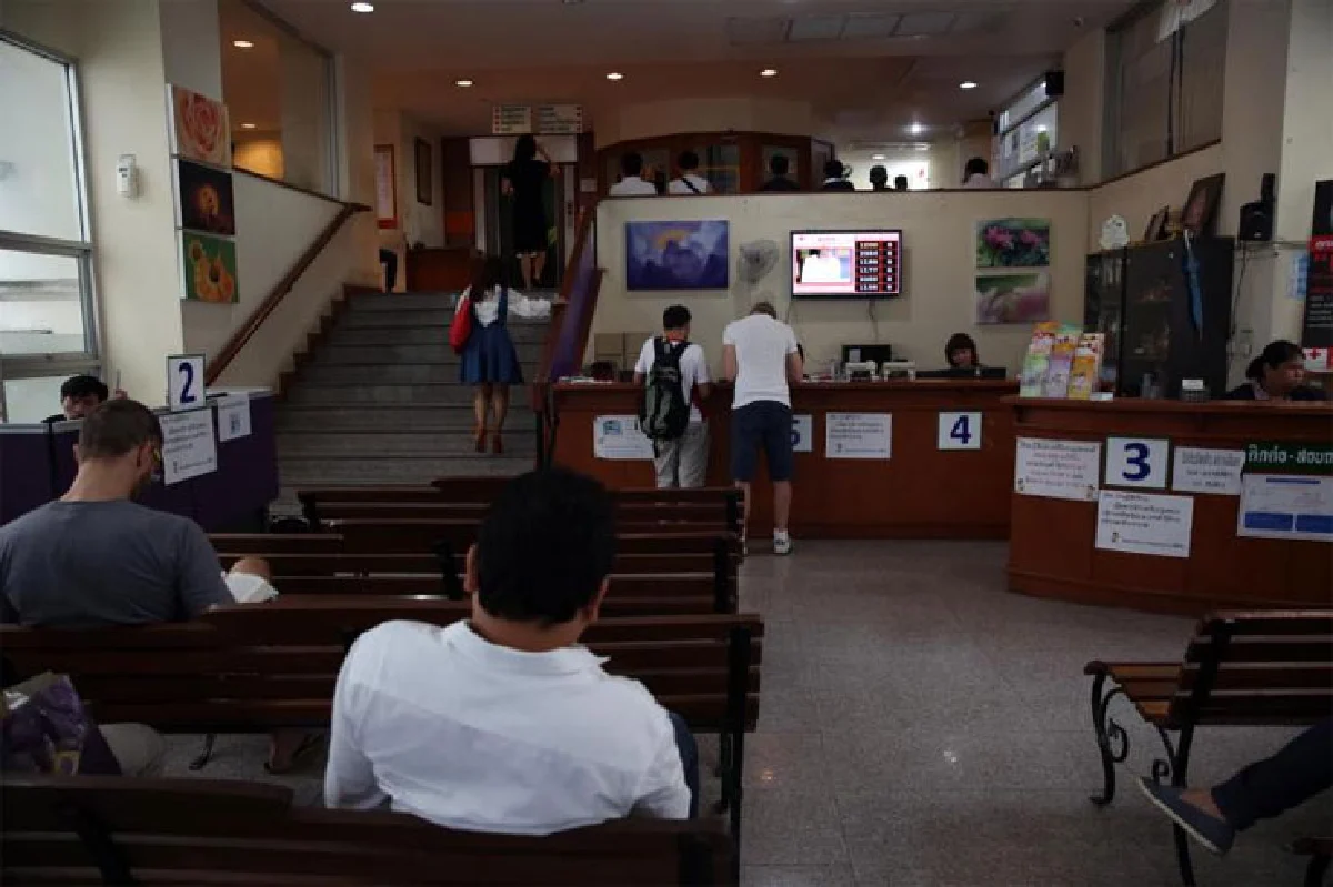 ‘คลินิกคนข้ามเพศ’ แห่งแรกในเมืองไทย