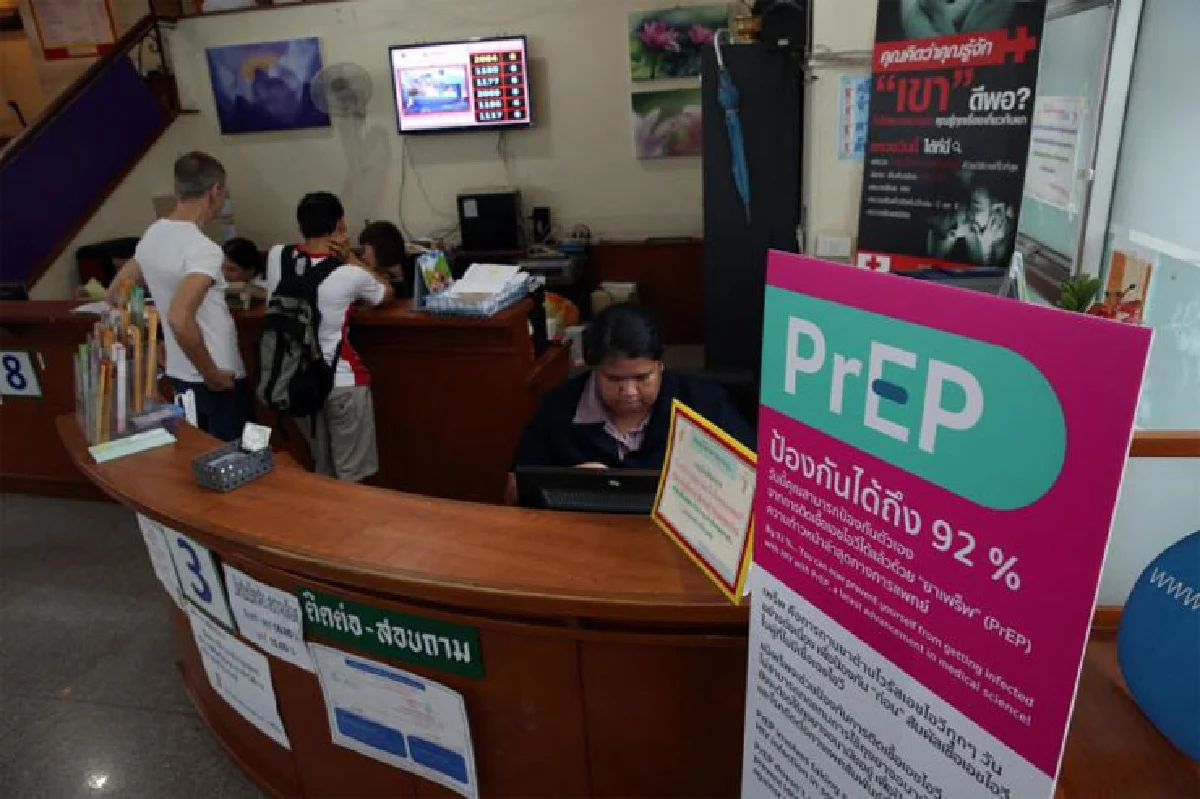 ‘คลินิกคนข้ามเพศ’ แห่งแรกในเมืองไทย