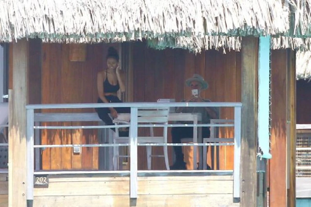 เต็มสองตา!ภาพหลุด จัสติน บีเบอร์ เปลือยล่อนจ้อนลงสระ