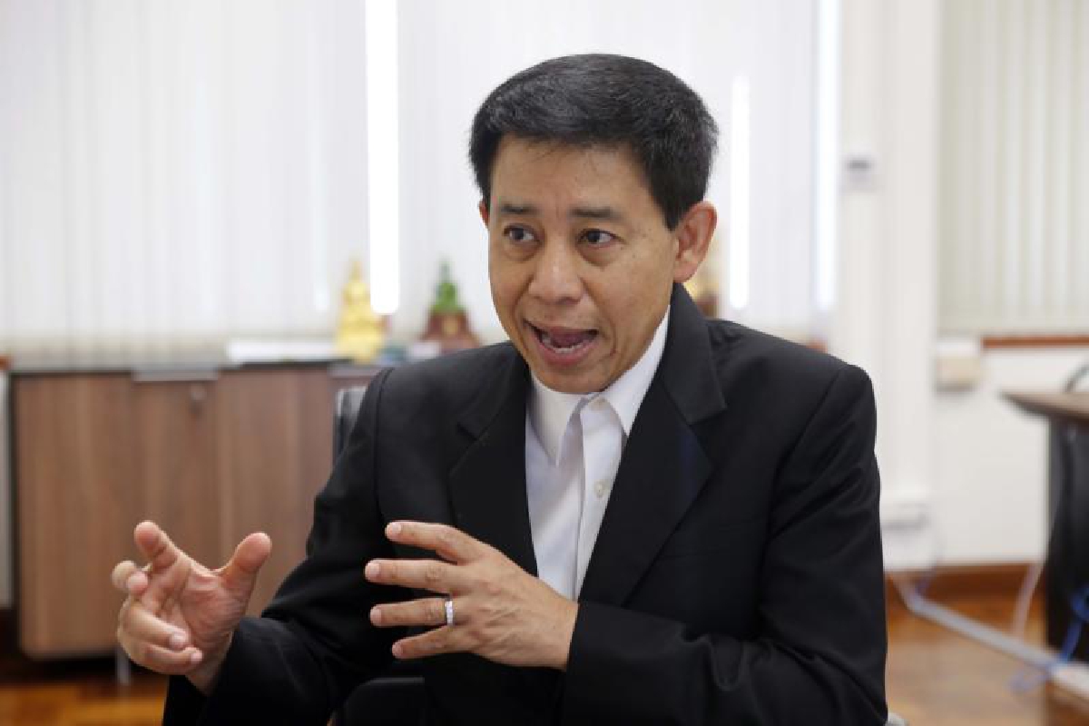 โฆษกรัฐบาลจี้ทุกพรรคการเมืองหยุดกดดันกรธ. โฆษกรัฐบาลจี้ทุกพรรคการเมืองหยุดกดดันกรธ.