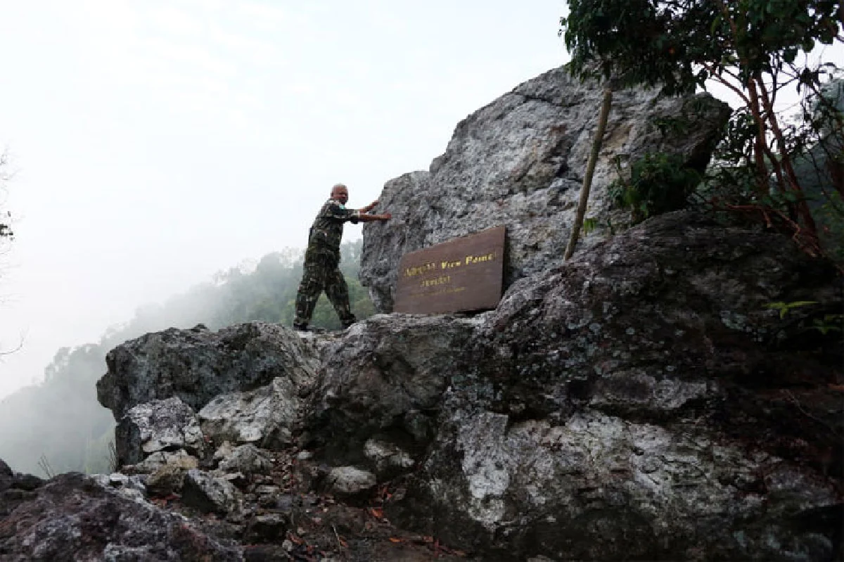 ยะลา-ฮาลาบาลา เหนือน้ำ กลางป่า ใต้ดิน