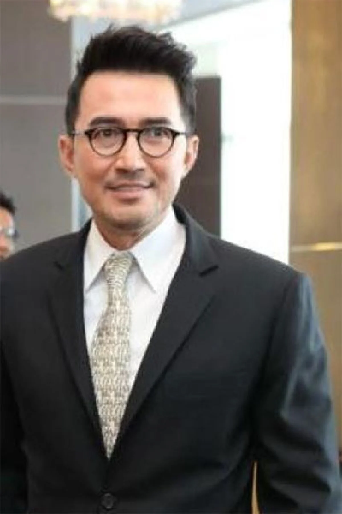 ชีวิต(ไม่)ต้องแสดง อาร์ต-พศุตม์ บานแย้ม