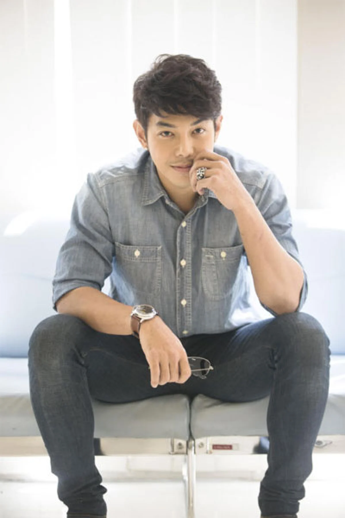 ชีวิต(ไม่)ต้องแสดง อาร์ต-พศุตม์ บานแย้ม