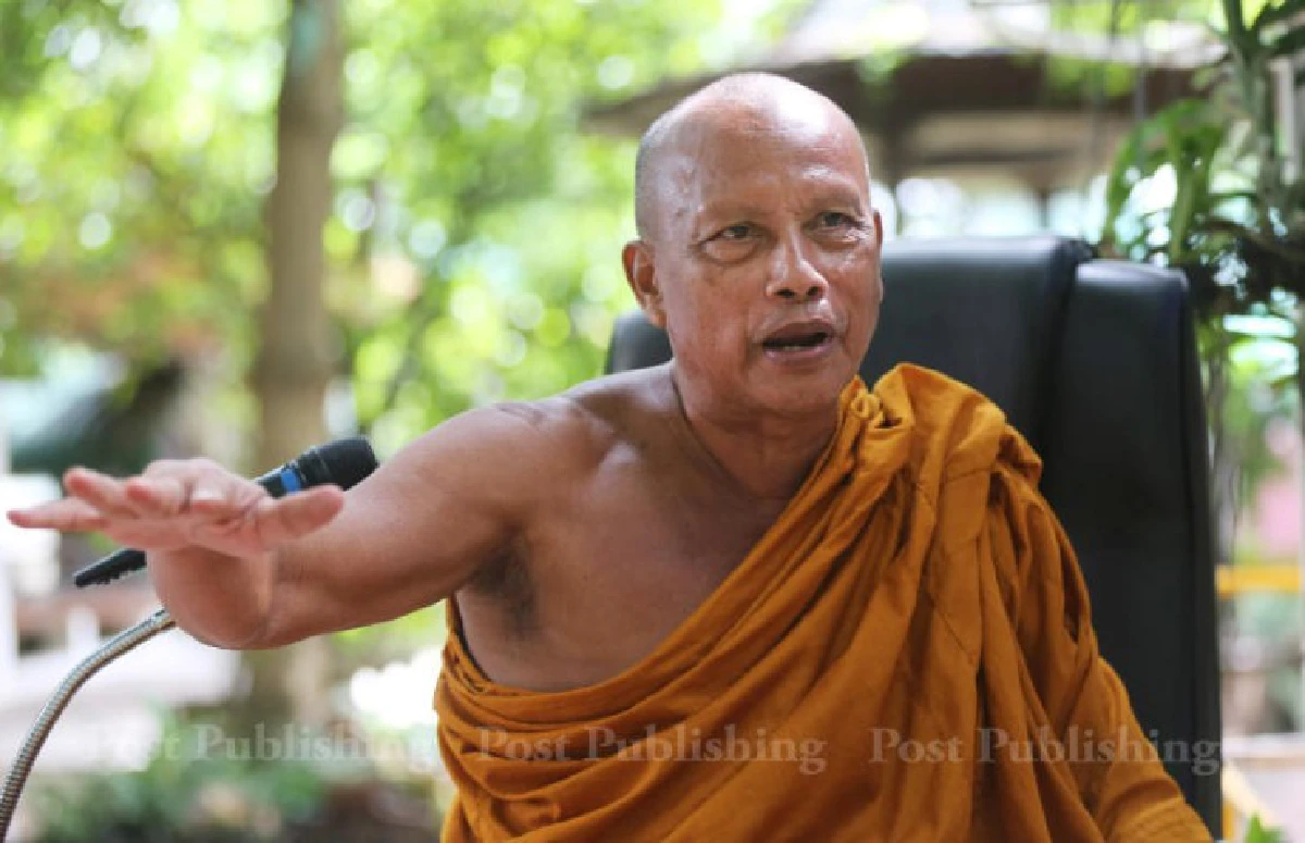 "หนังอาบัติ" ในมุมมอง "พระ" สะท้อนปัญหาหรือสร้างเสื่อมเสีย