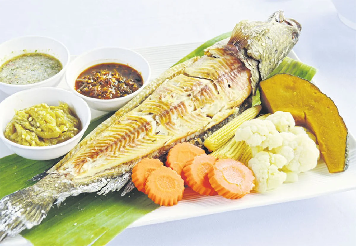 นายเรืองลาบเป็ด อาหารอีสานรสแซ่บที่ต้องลอง