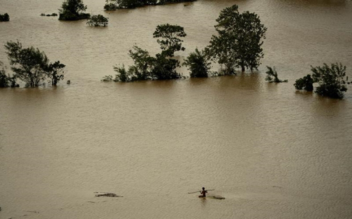 Death toll at 16 as Koppu continues to cause heavy rain (Updated Tues.)