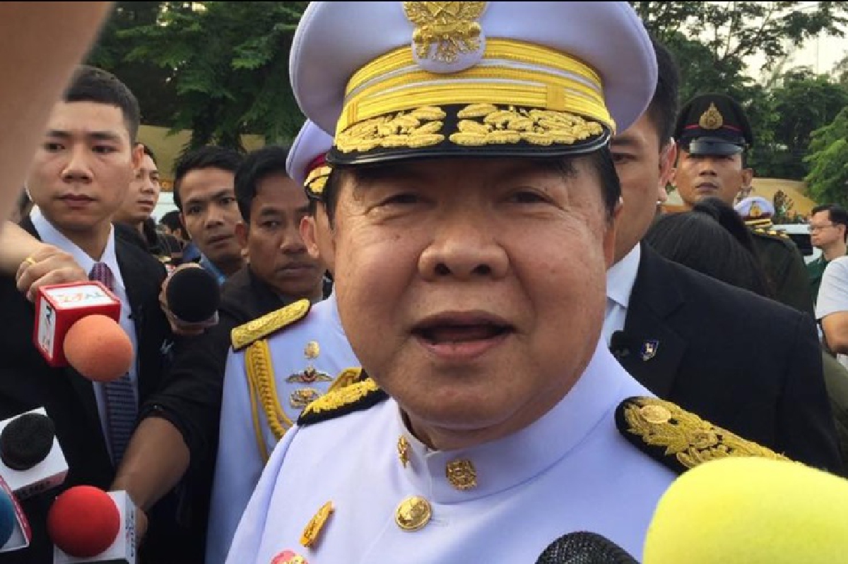 "บิ๊กป้อม"ลุยล้างบางมาเฟียใน 6 เดือน "บิ๊กป้อม"ลุยล้างบางมาเฟียใน 6 เดือน