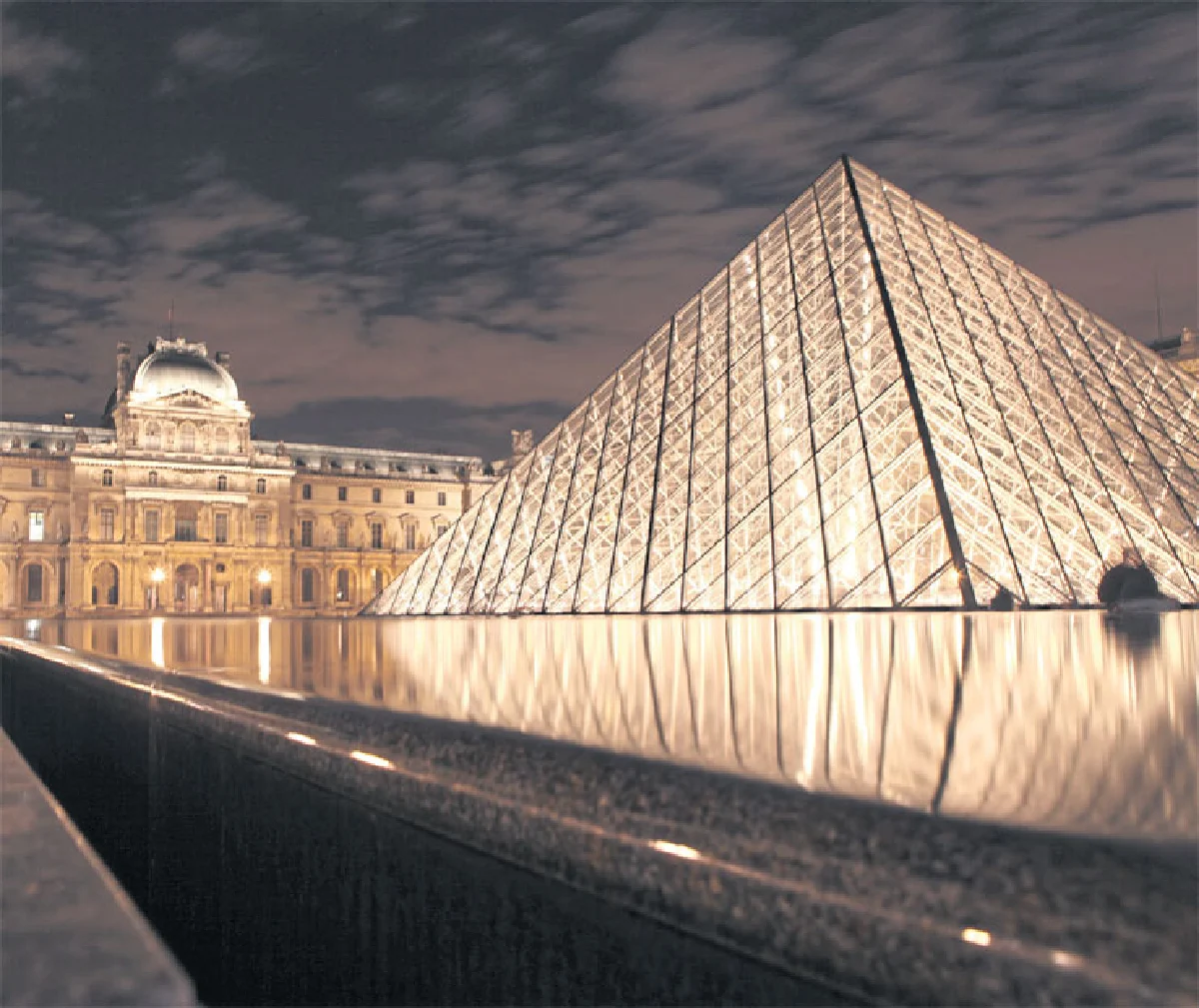 โลกอีกใบหลังประตูวิเศษ มิ้น สวรรยา