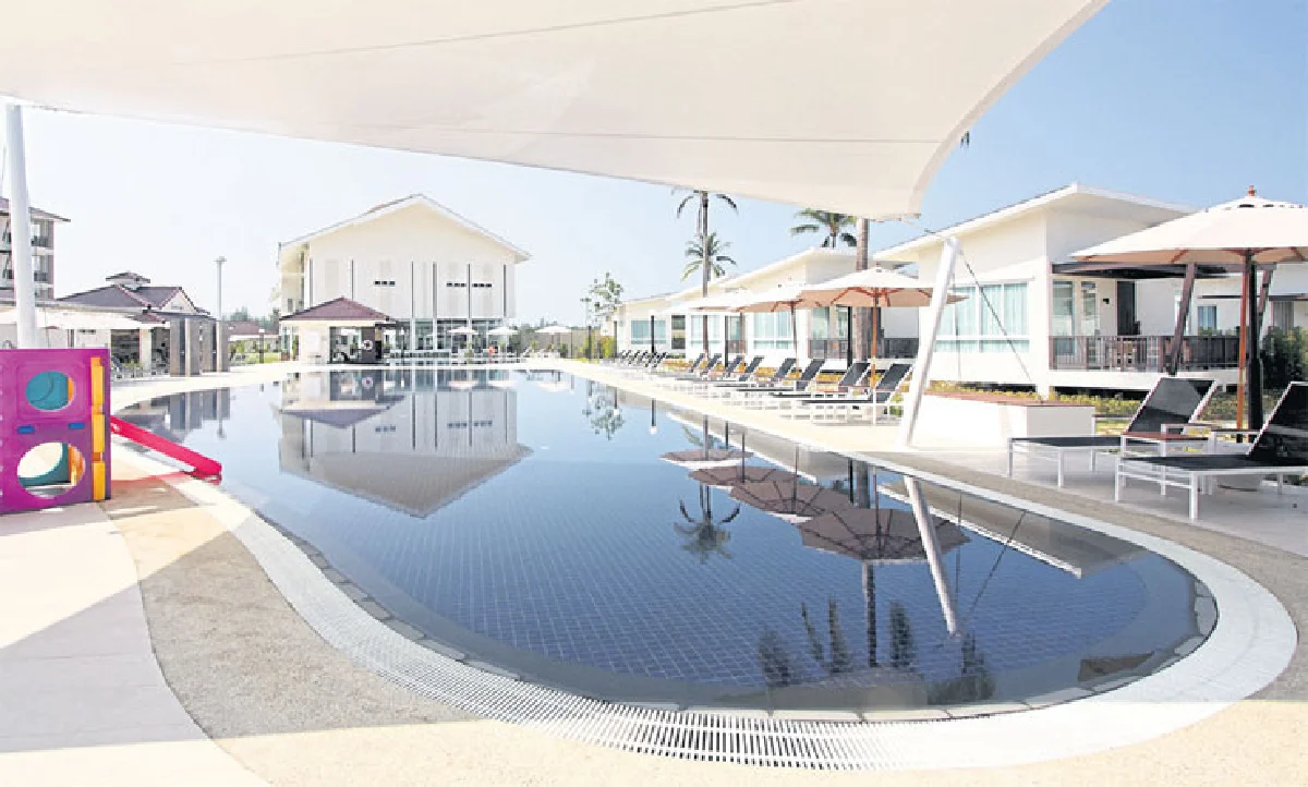 แคนทารี บีช เขาหลัก สัมผัสอัสดง