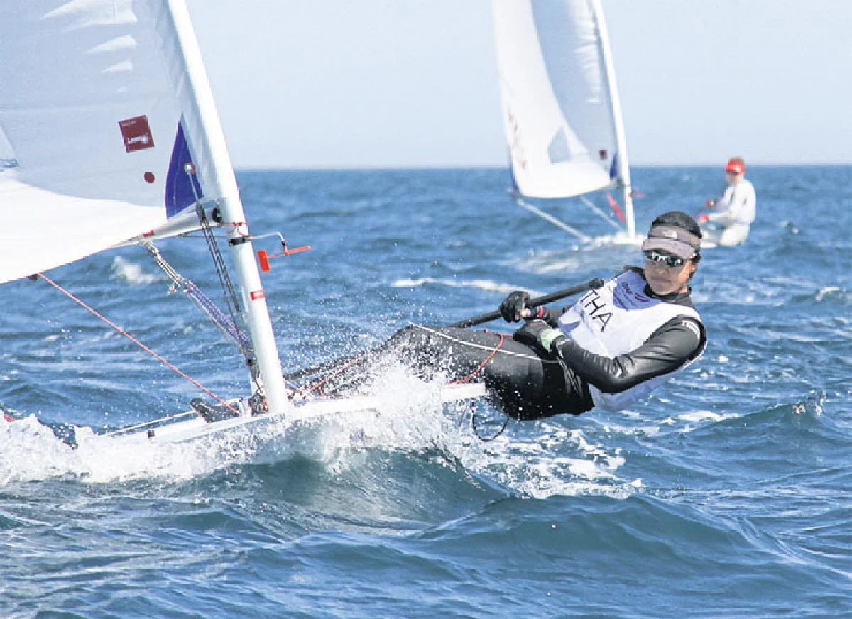 กมลวรรณ จันทร์ยิ้ม กางใบผ่อนคลายในสายลม