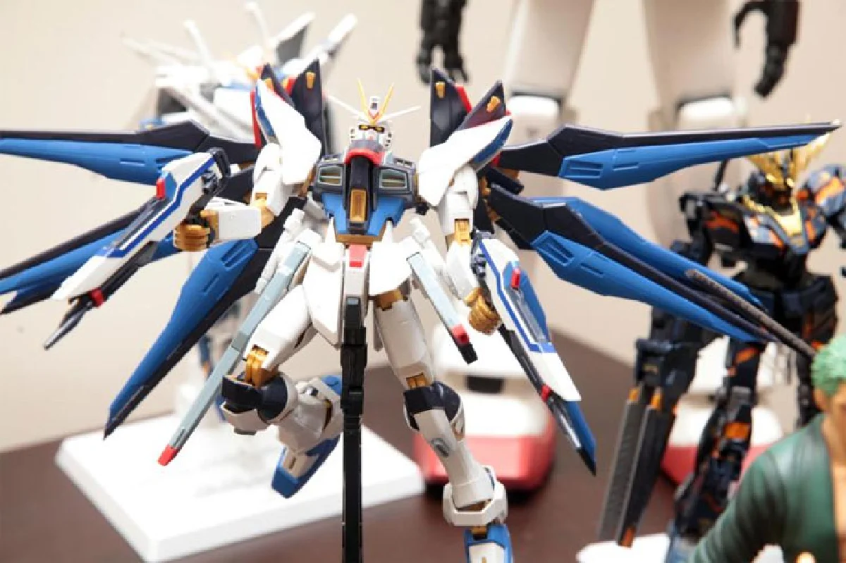 ผู้ชายหัวใจกันดั้ม