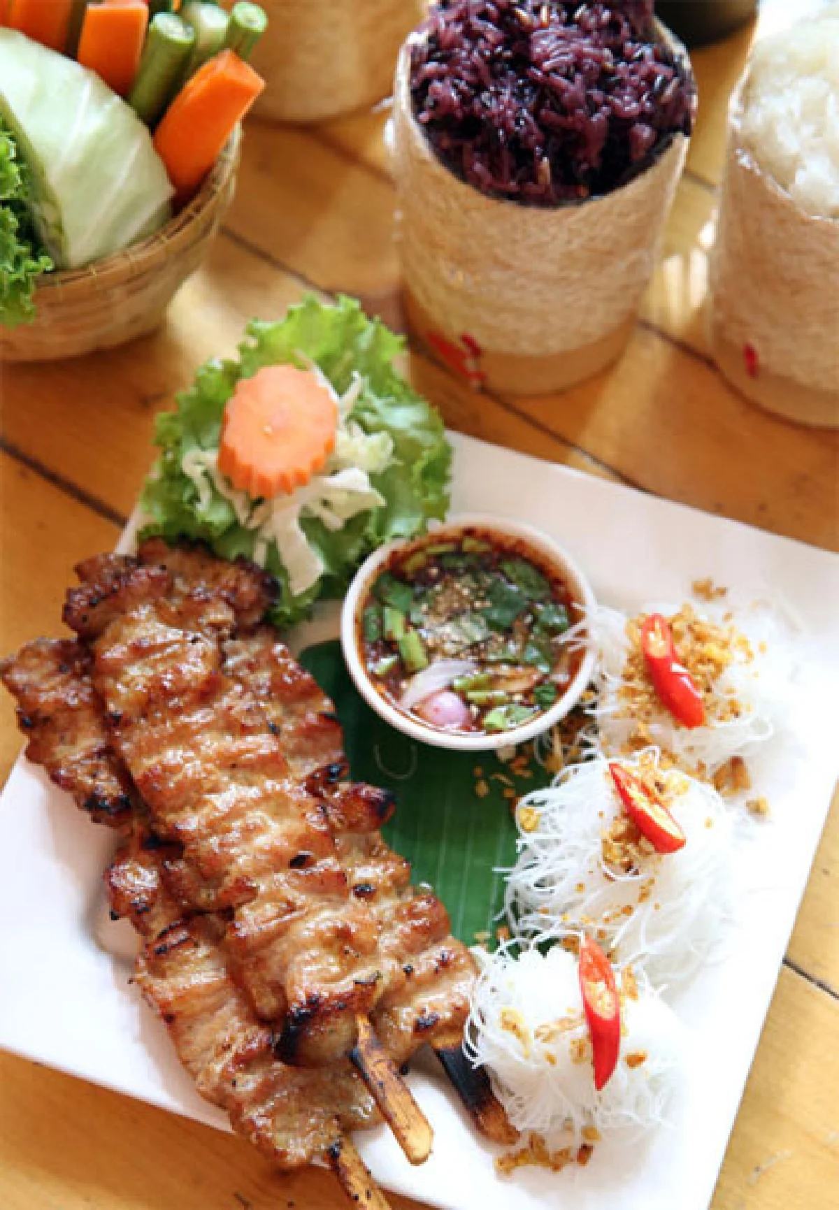 "ส้มตำเด้อ" ร้านอาหารอีสานรสชสติที่เราทุกคนต่างคุ้นชิน