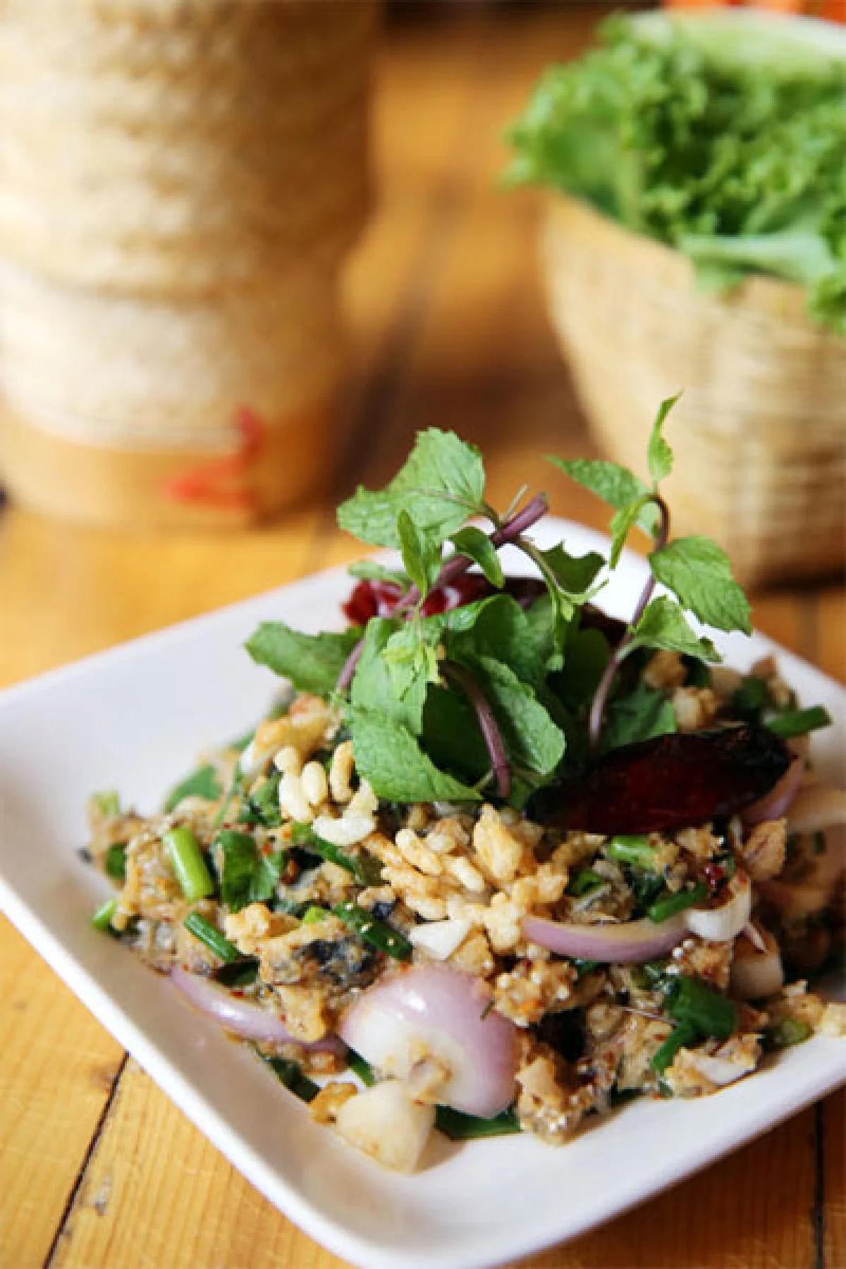 "ส้มตำเด้อ" ร้านอาหารอีสานรสชสติที่เราทุกคนต่างคุ้นชิน