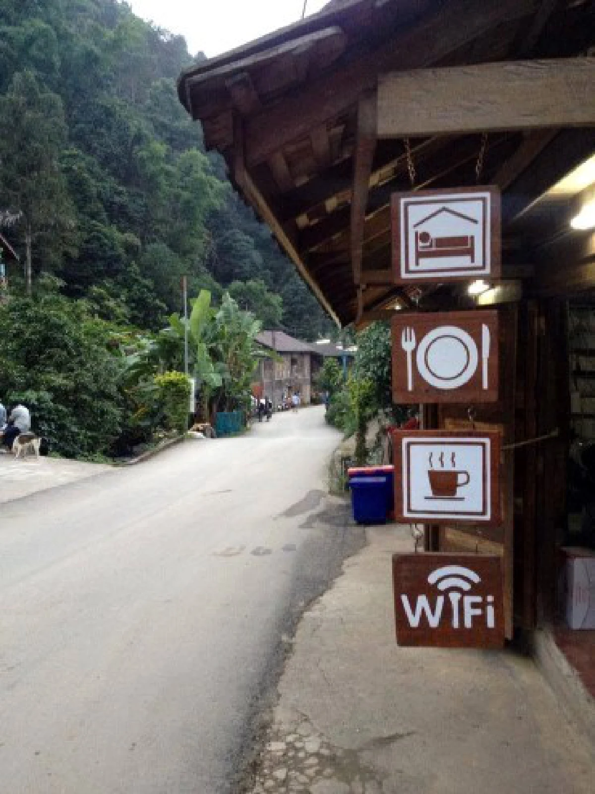 รถติด...วิกฤตท้าทายที่ "หมู่บ้านแม่กำปอง"