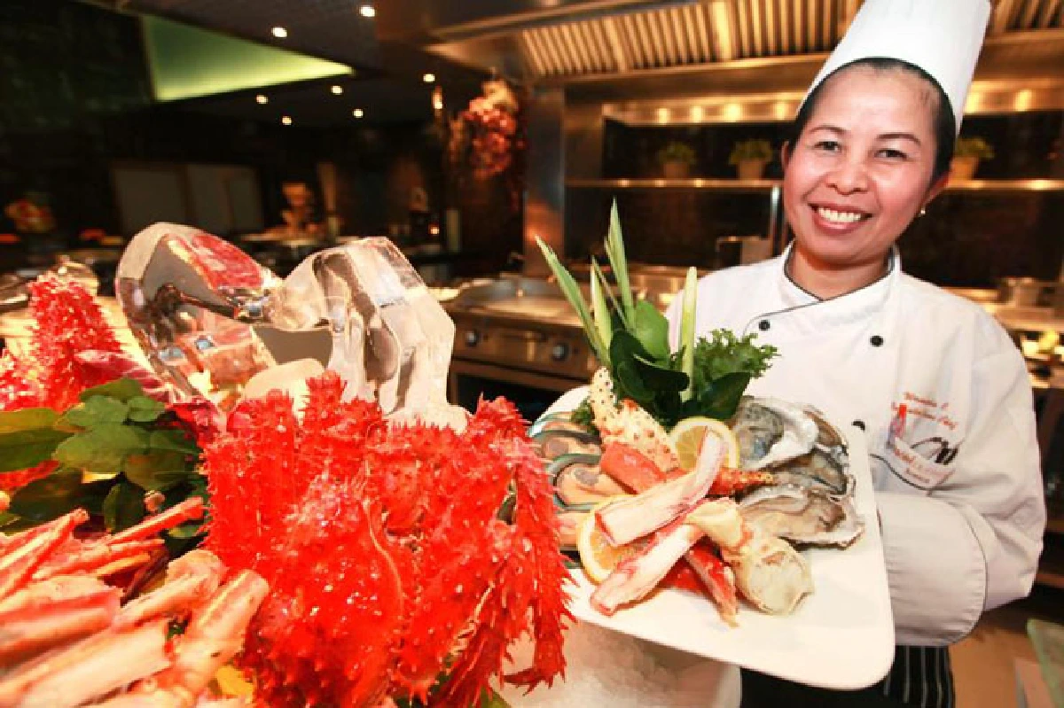 '204 Bistro&Bar'รหัสความอร่อยแบบบุฟเฟ่่ต์นานาชาติ