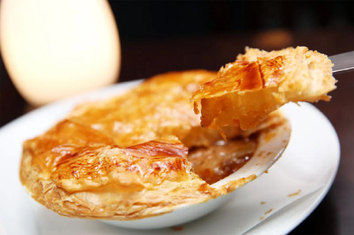 เดอะ ดรันเคน เลพริคอน ชิลๆ สไตล์ ไอริช ผับ