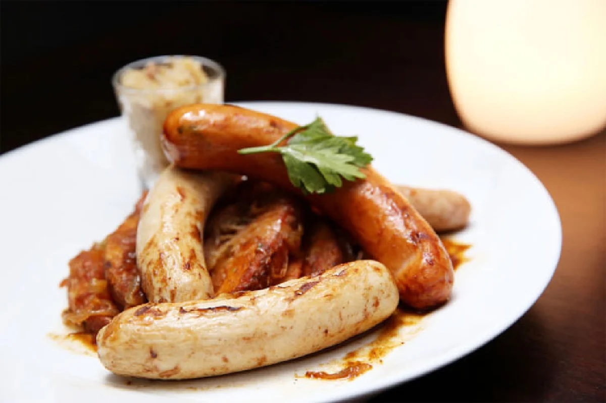 เดอะ ดรันเคน เลพริคอน ชิลๆ สไตล์ ไอริช ผับ