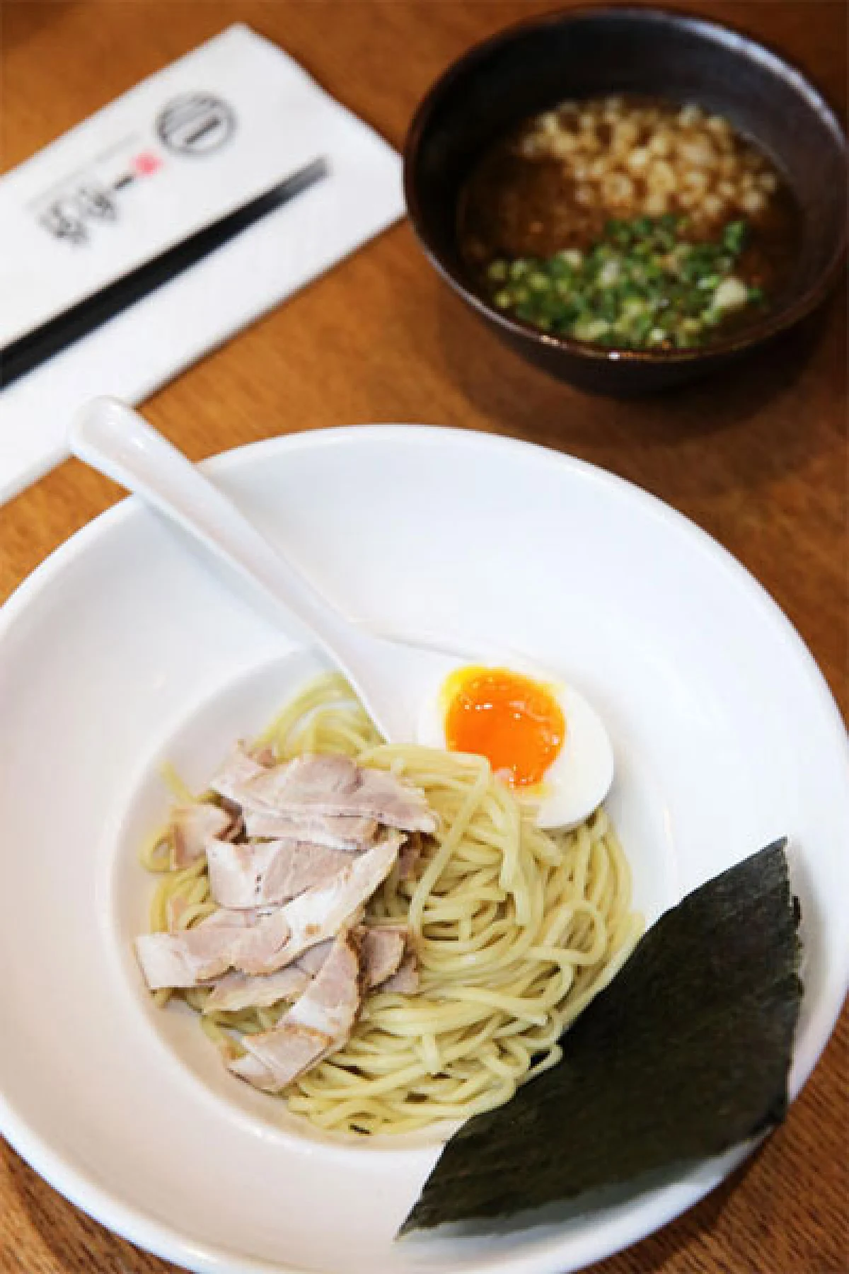 โนบุโทชิ ทาคาฮาชิ เชฟคืองานสร้างสุข