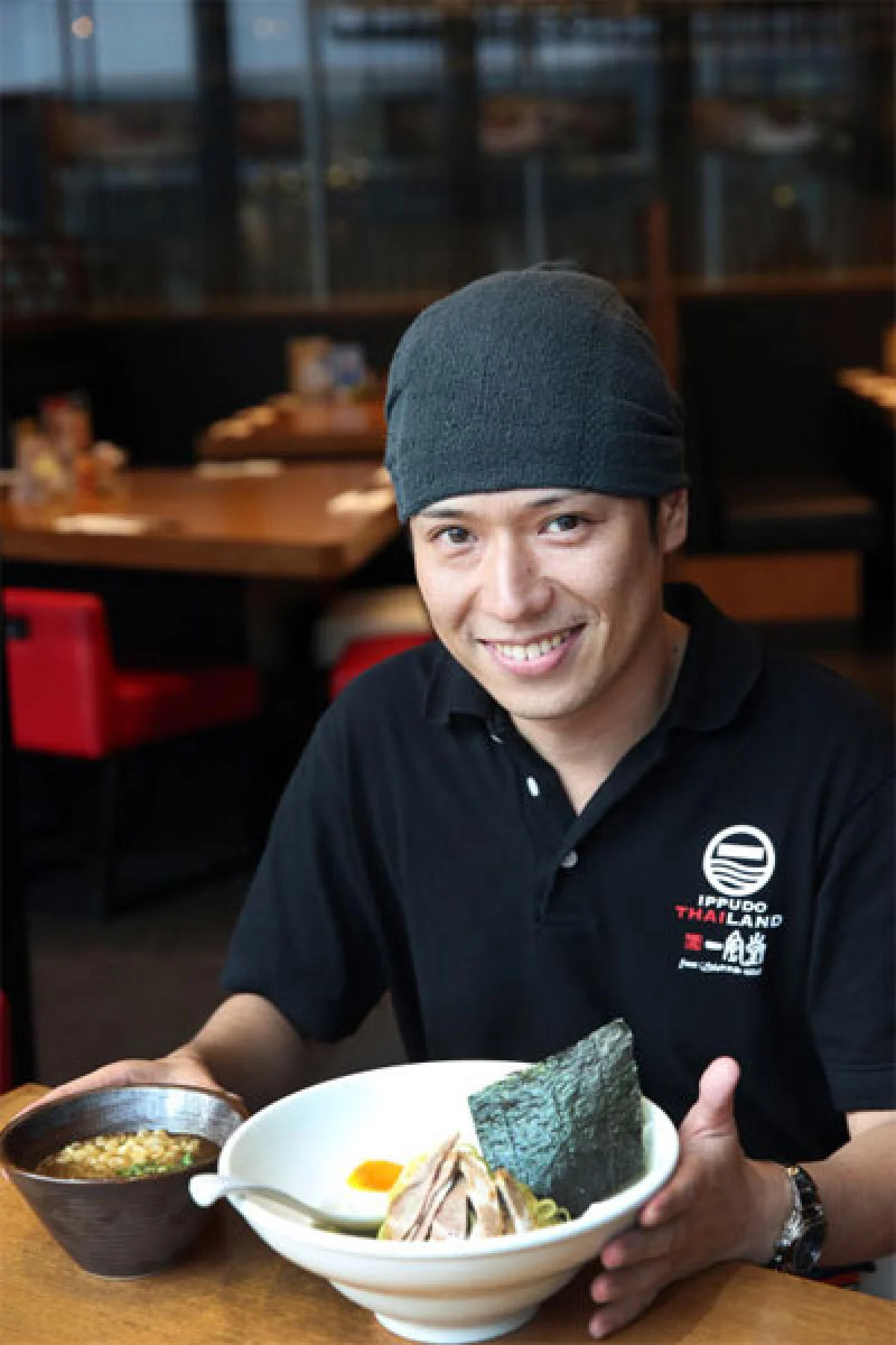 โนบุโทชิ ทาคาฮาชิ เชฟคืองานสร้างสุข