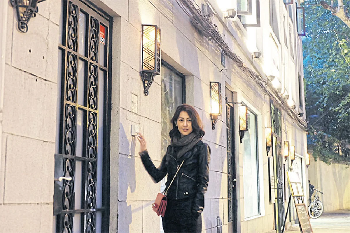 เที่ยวไม่ง้อวันหยุด ลลิดา ทองหล่อ