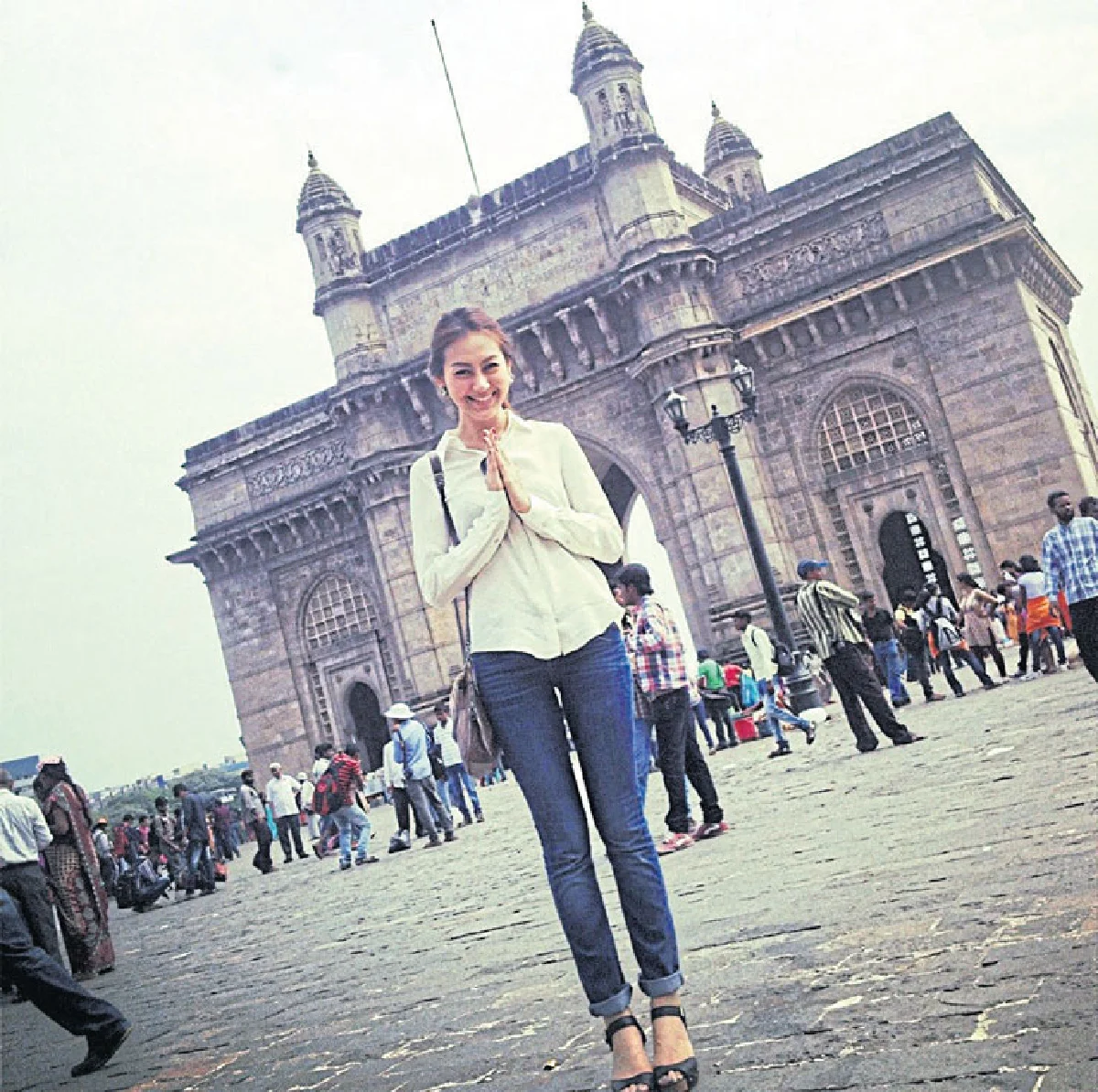 เที่ยวไม่ง้อวันหยุด ลลิดา ทองหล่อ