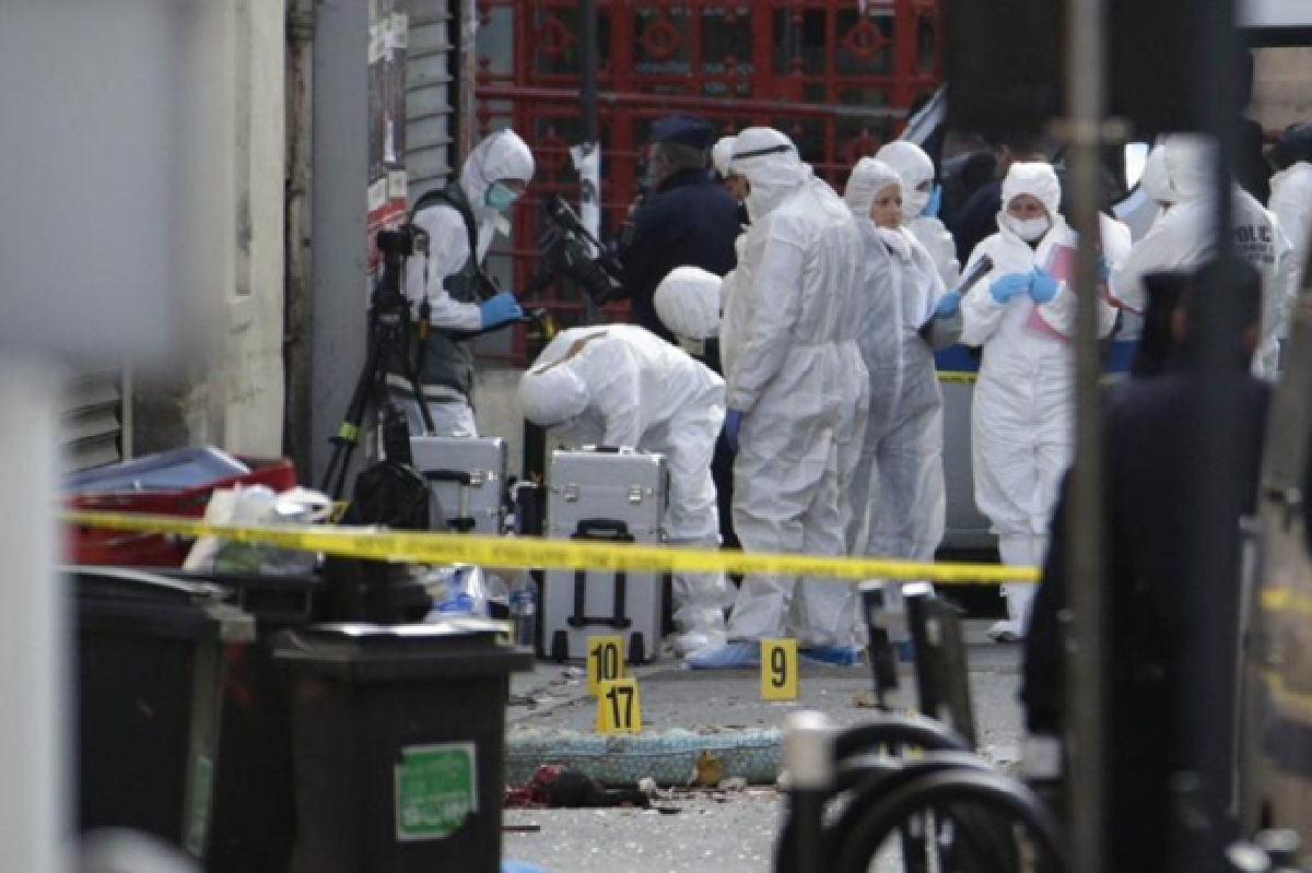 Mastermind targeted, 2 killed, 7 arrested in Paris (Updated Thursday)