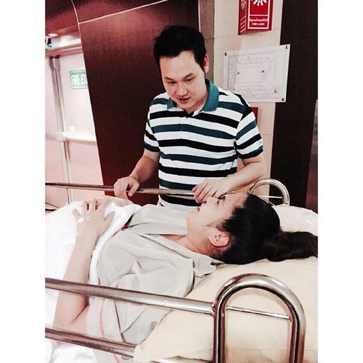 พลอย จินดาโชติ คลอดลูกชายแล้ว ตั้งชื่อ"น้องธร"