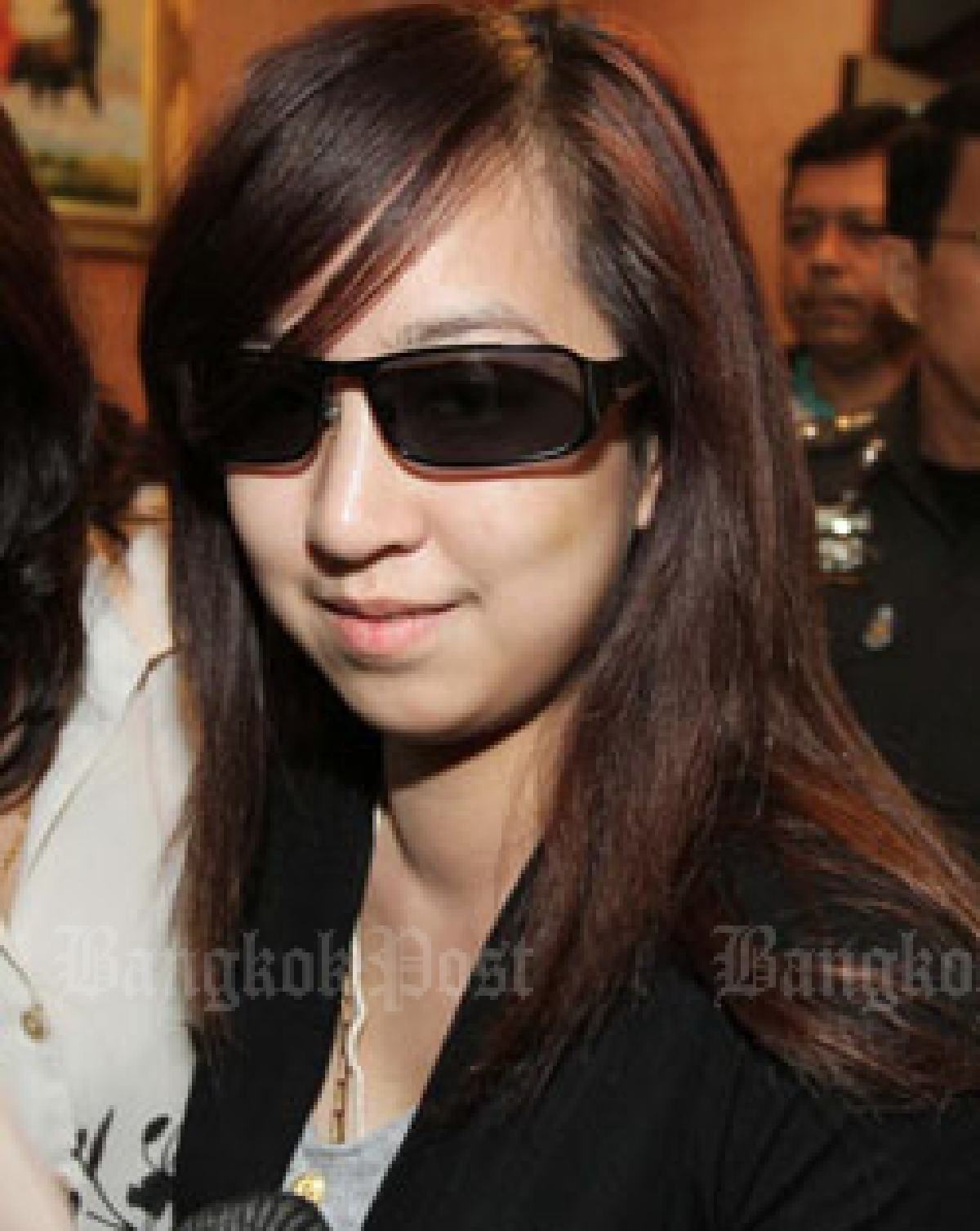 Family of "Praewa" ordered to pay B30m