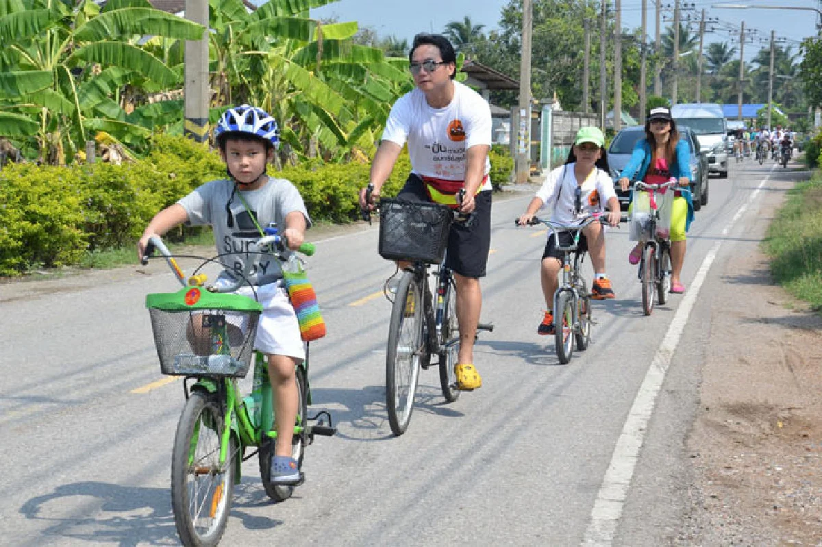 ปั่นไป...(กิน)คลีนไป ที่สามพราน