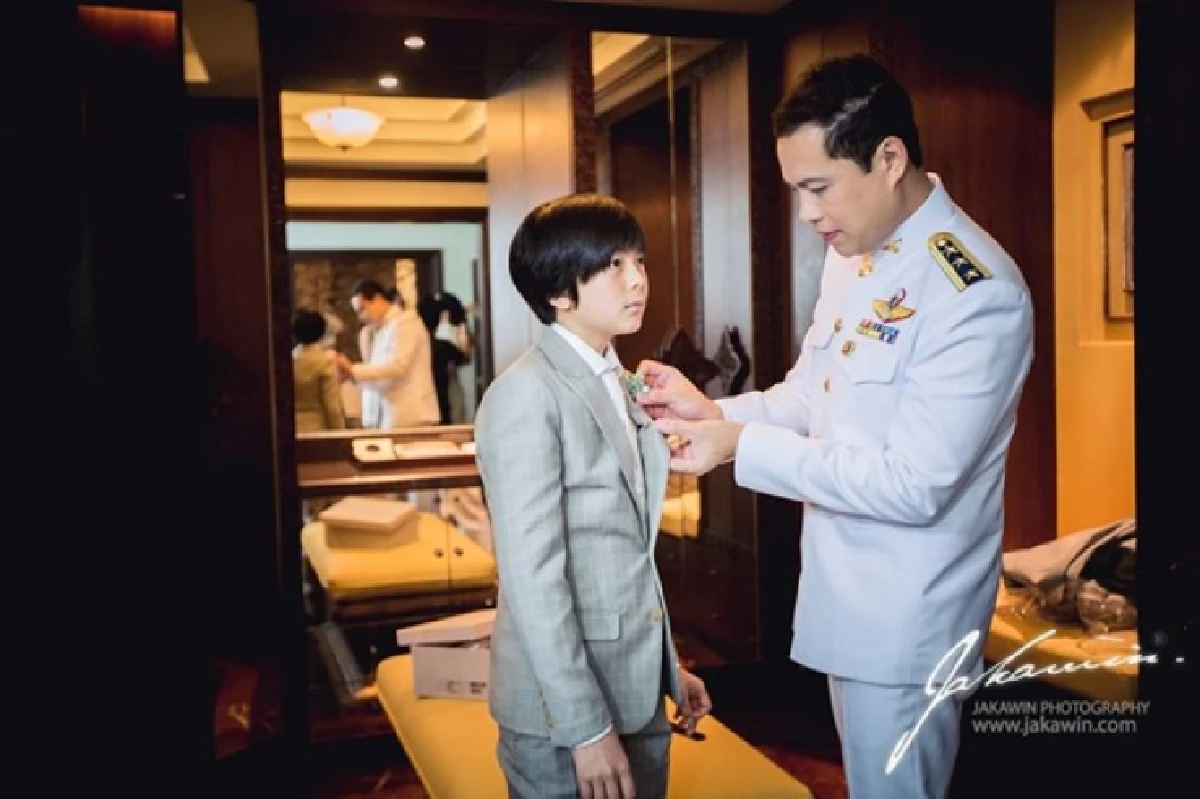 อบอุ่นมาก! โบ ควง แบงค์ เข้าพิธีหมั้นสุดชื่นมื่น