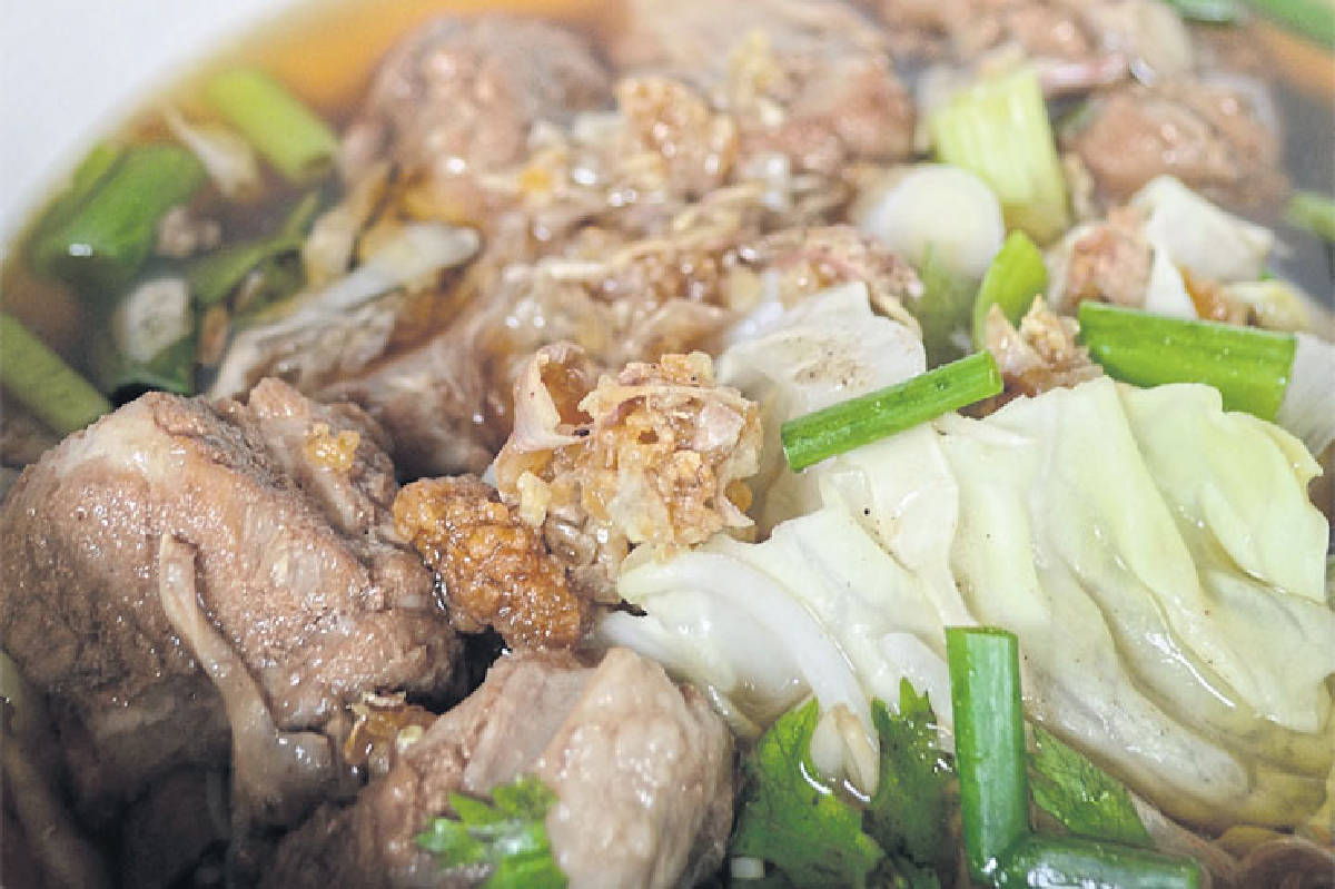 เชียงรายแดนสงบและอาหารเลิศรส เชียงรายแดนสงบและอาหารเลิศรส
