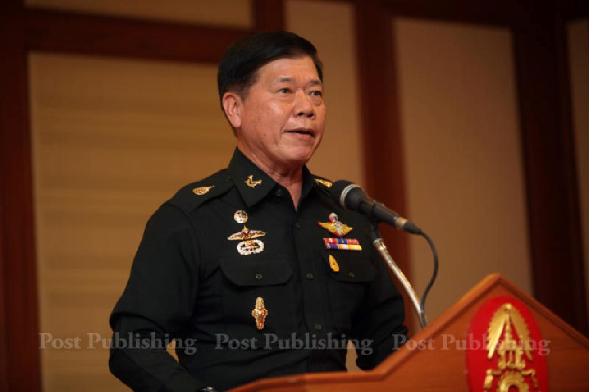 ผบ.ทบ.สั่งจัดการเด็ดขาดกลุ่มเคลื่อนไหวสร้างความไม่สงบ ผบ.ทบ.สั่งจัดการเด็ดขาดกลุ่มเคลื่อนไหวสร้างความไม่สงบ