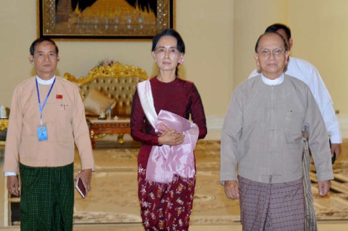 ซูจีย้ำเปลี่ยนผ่านรัฐบาลฉลุย ซูจีย้ำเปลี่ยนผ่านรัฐบาลฉลุย