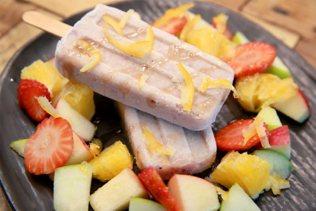 วรัสพร บุรุษรัตนพันธ์ ลอว์เรนซ์ ไอศกรีมโฮมเมดแสนอร่อย